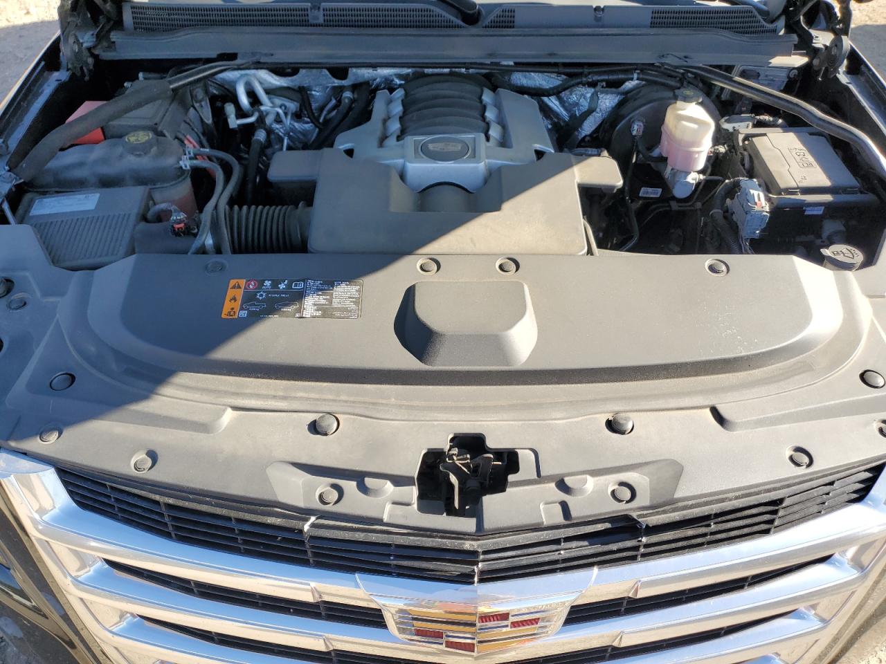 2018 Cadillac Escalade Esv Luxury VIN: 1GYS4HKJ7JR174138 Lot: 90121405