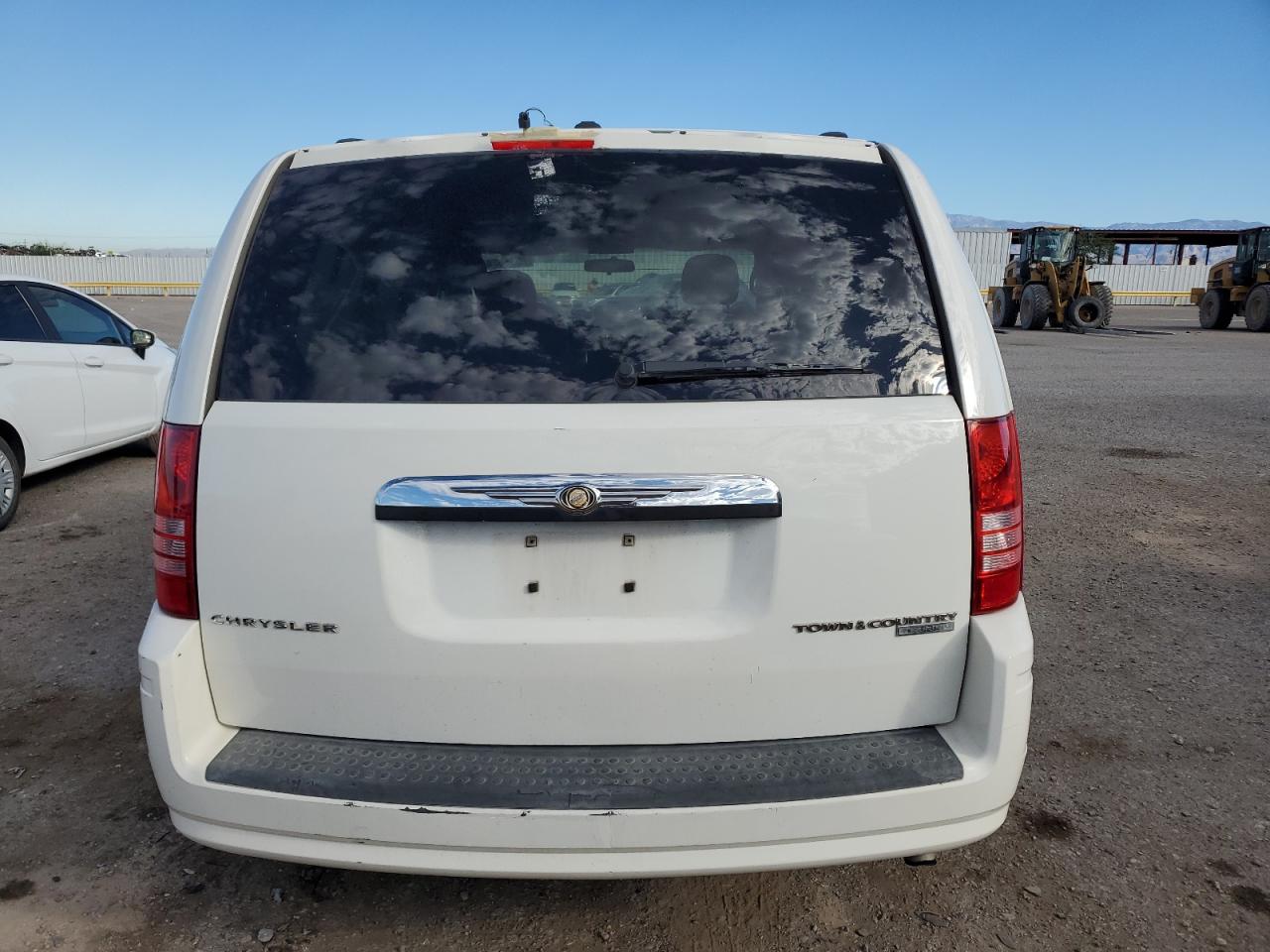 2010 Chrysler Town & Country Touring VIN: 2A4RR5D14AR369586 Lot: 85355885