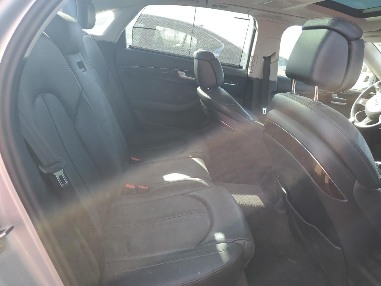 2015 Audi A8 L Quattro VIN: WAU32AFD7FN021167 Lot: 90422235