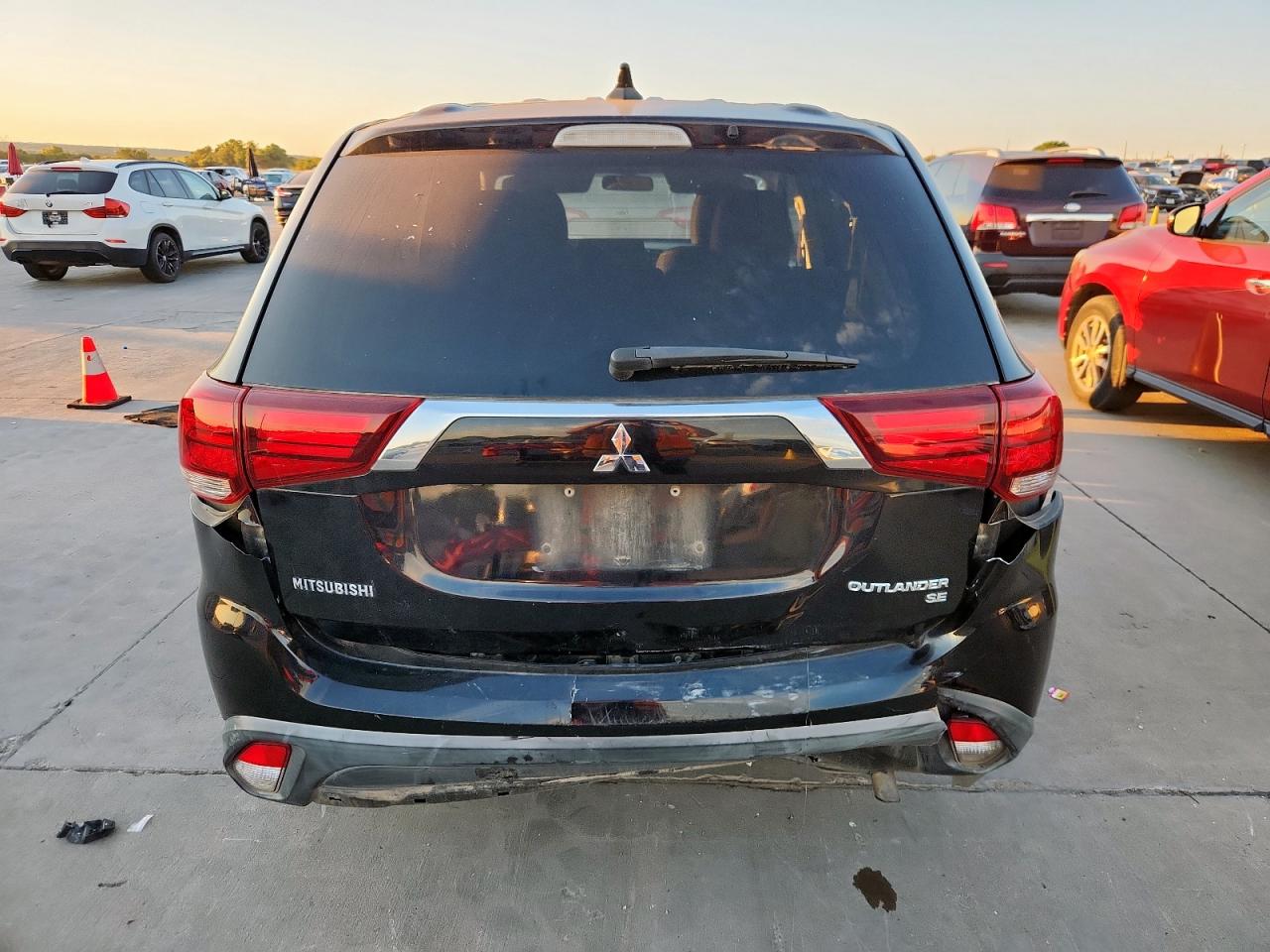 2018 Mitsubishi Outlander Se VIN: JA4AD3A35JZ016365 Lot: 86092925