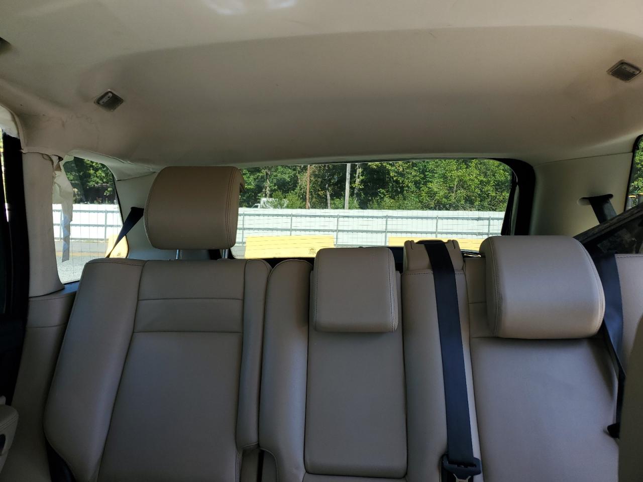 2011 Land Rover Range Rover Sport Hse VIN: SALSF2D48BA703223 Lot: 82218295