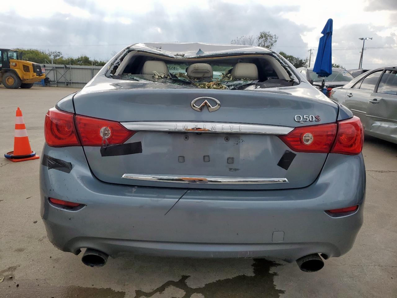 2015 Infiniti Q50 Base VIN: JN1BV7AP7FM330964 Lot: 85208155