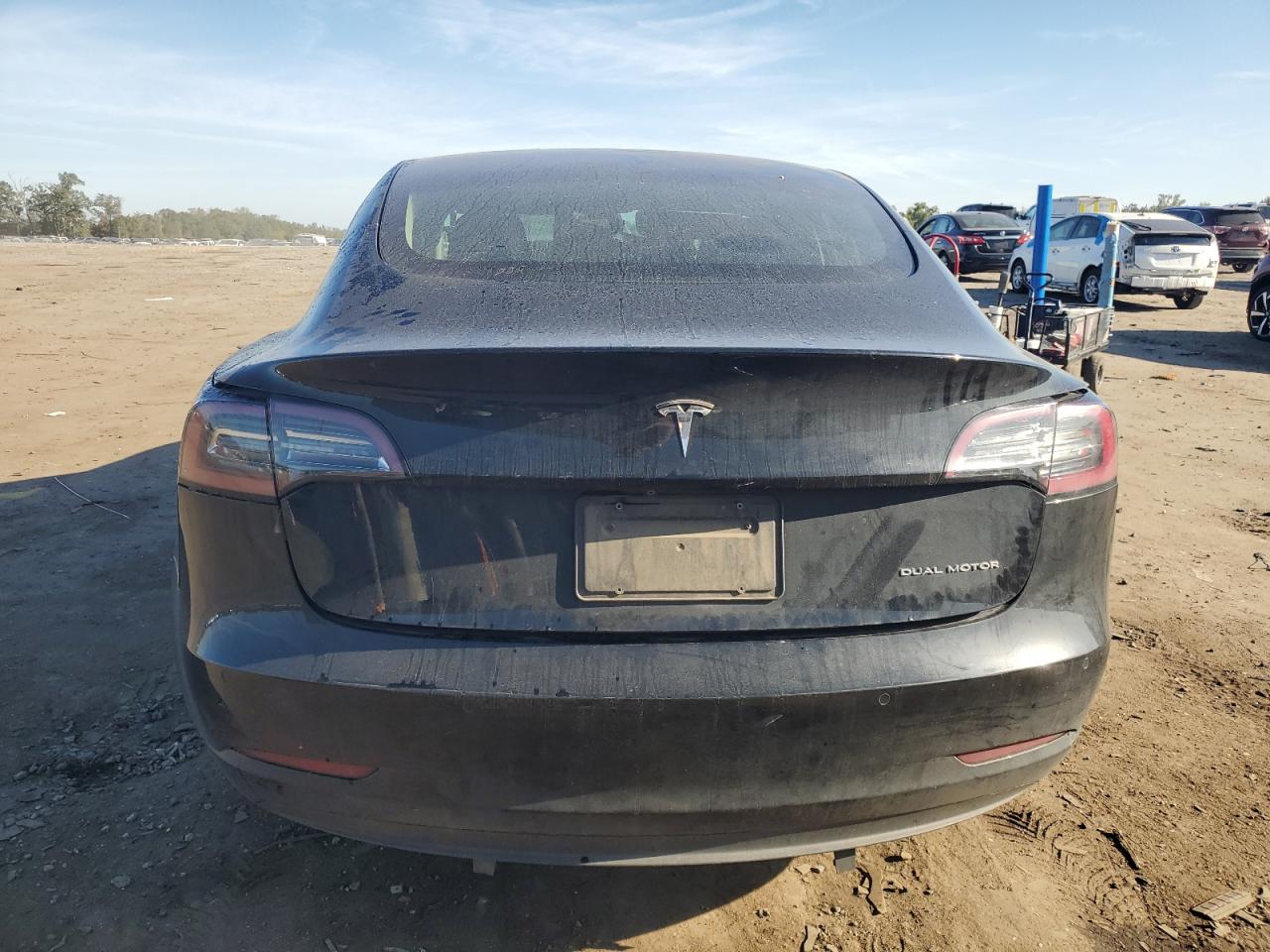 2019 Tesla Model 3 VIN: 5YJ3E1EB4KF198987 Lot: 85084825