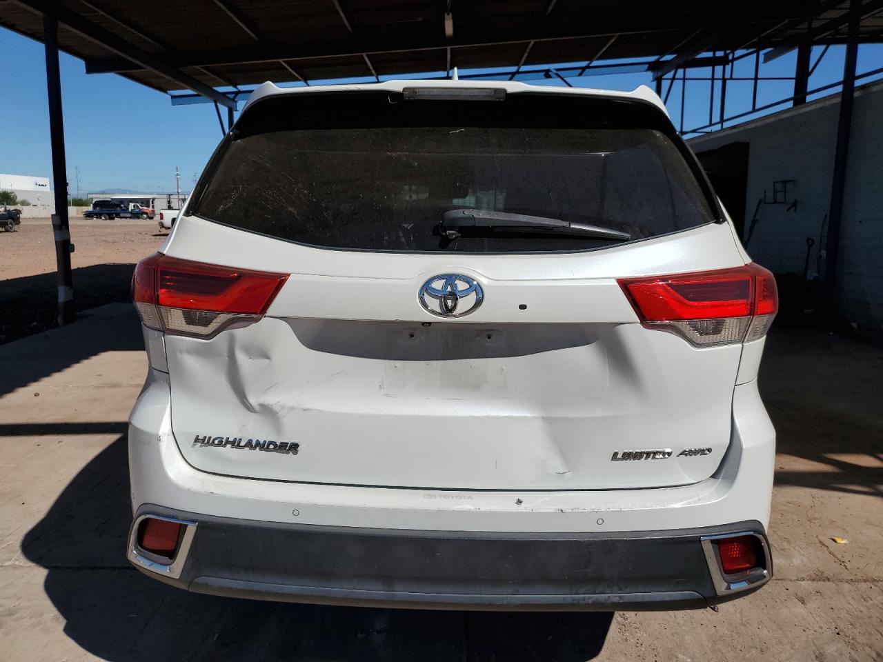 2018 Toyota Highlander Limited VIN: 5TDDZRFH8JS853401 Lot: 84439635
