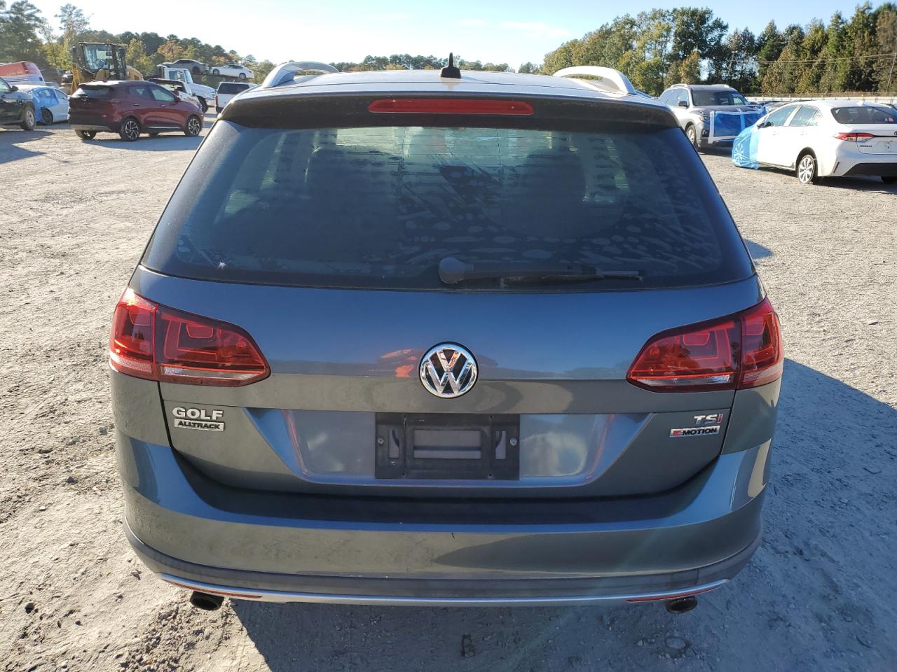 2017 Volkswagen Golf Alltrack S VIN: 3VWH17AU8HM525369 Lot: 82602545