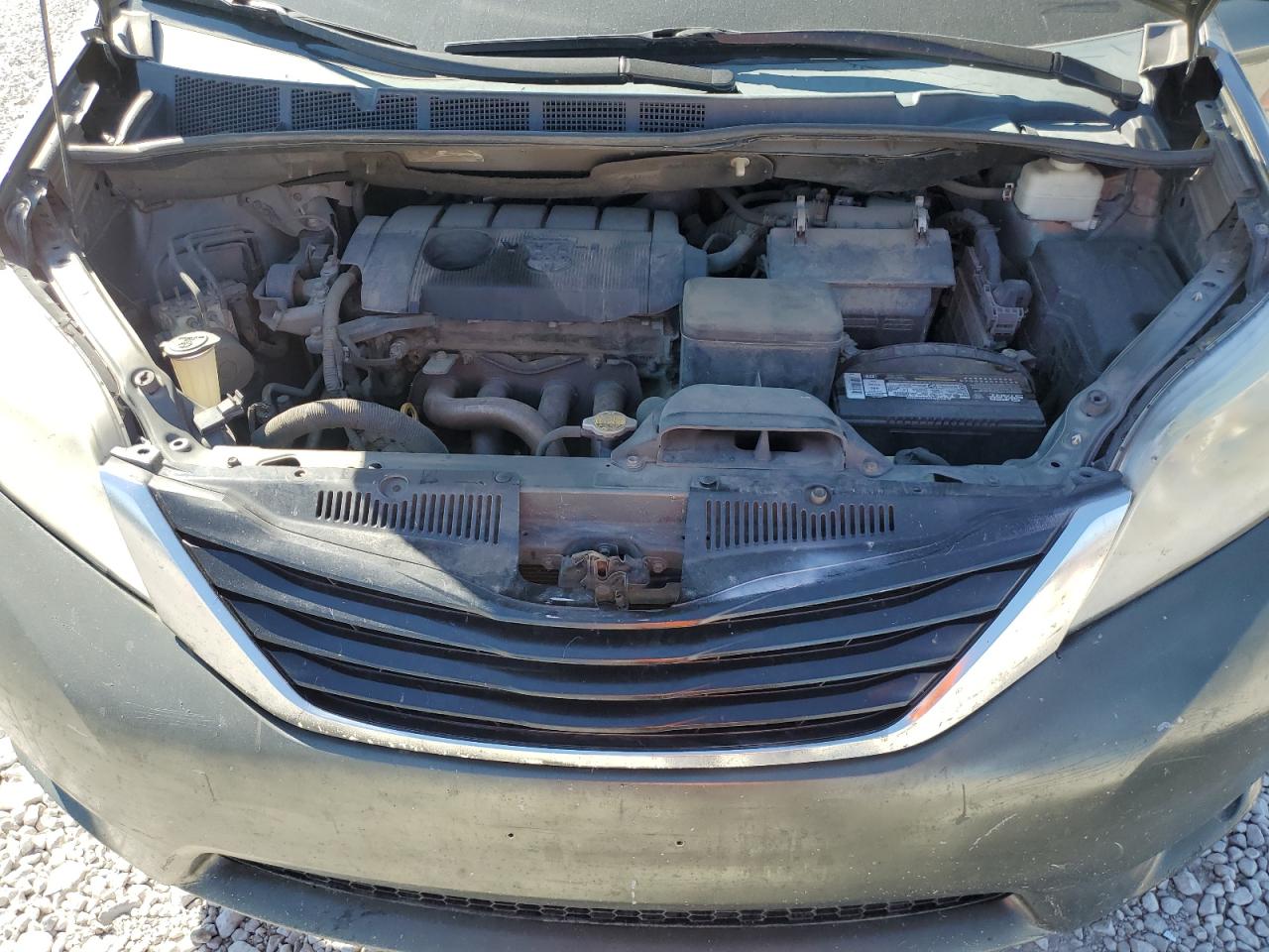 2012 Toyota Sienna Base VIN: 5TDKA3DC3CS013743 Lot: 82183225