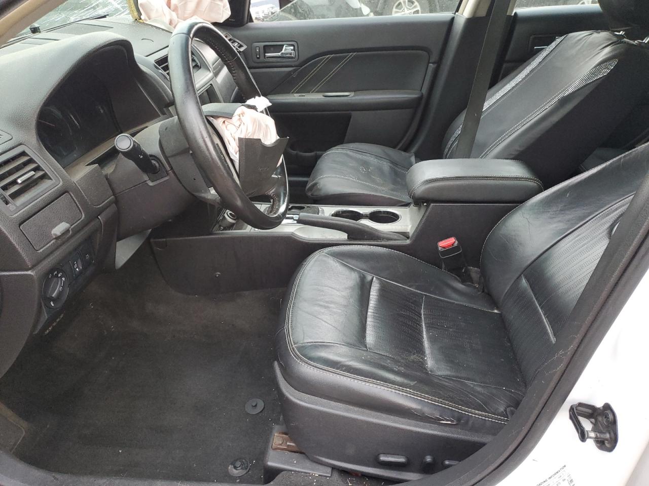 2011 Ford Fusion Sport VIN: 3FAHP0DC8BR340184 Lot: 82498665