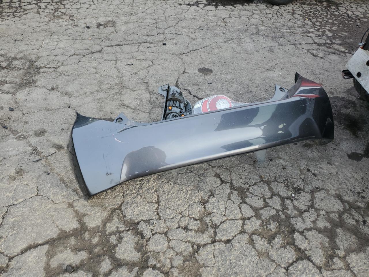 2013 Toyota Prius C VIN: JTDKDTB37D1054126 Lot: 90710165