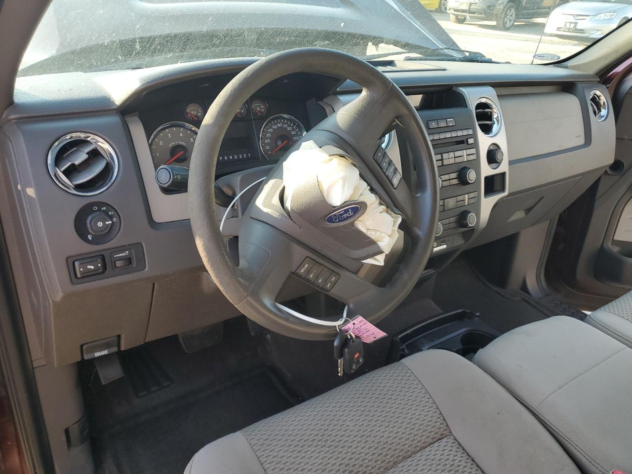 2010 Ford F150 VIN: 1FTMF1C85AKE57478 Lot: 82338555