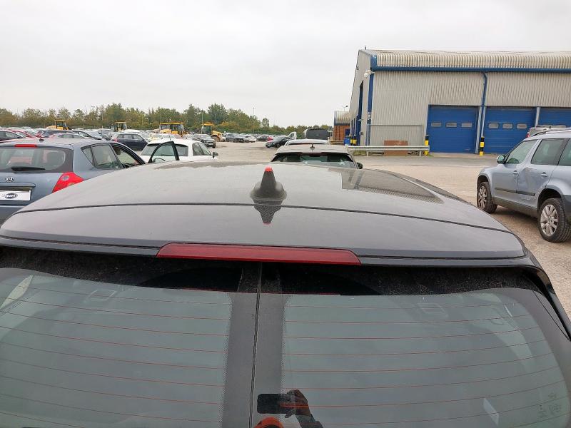 2019 MINI CLUBMAN CO