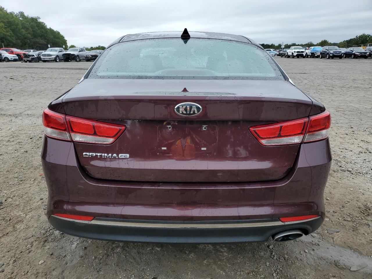 2017 Kia Optima Lx VIN: 5XXGT4L3XHG165499 Lot: 85296815