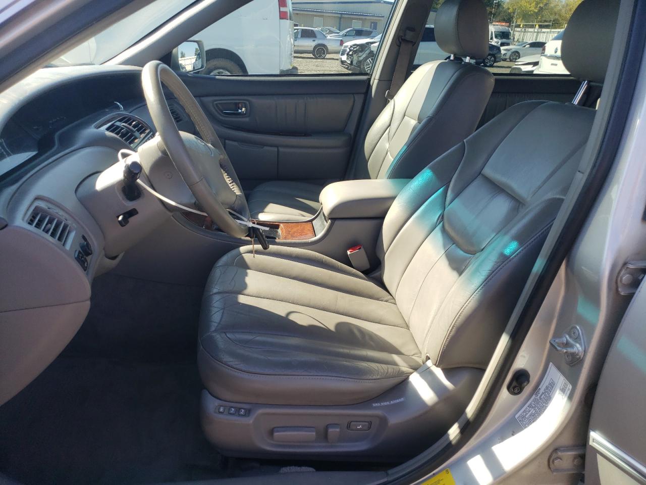 2001 Toyota Avalon Xl VIN: 4T1BF28B01U164511 Lot: 82503705