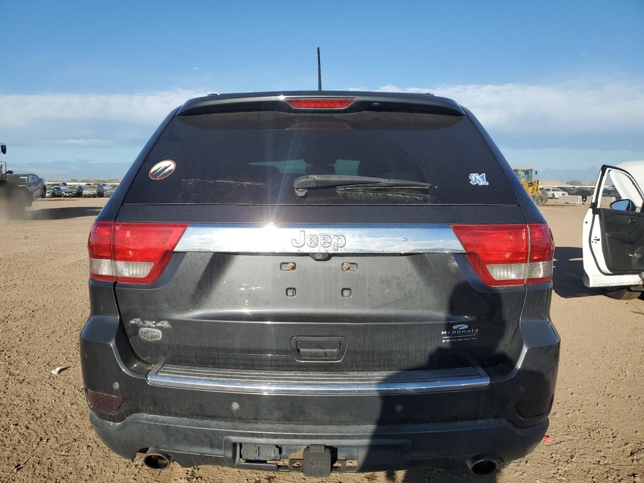 2011 Jeep Grand Cherokee Overland VIN: 1J4RR6GT8BC552423 Lot: 84300745