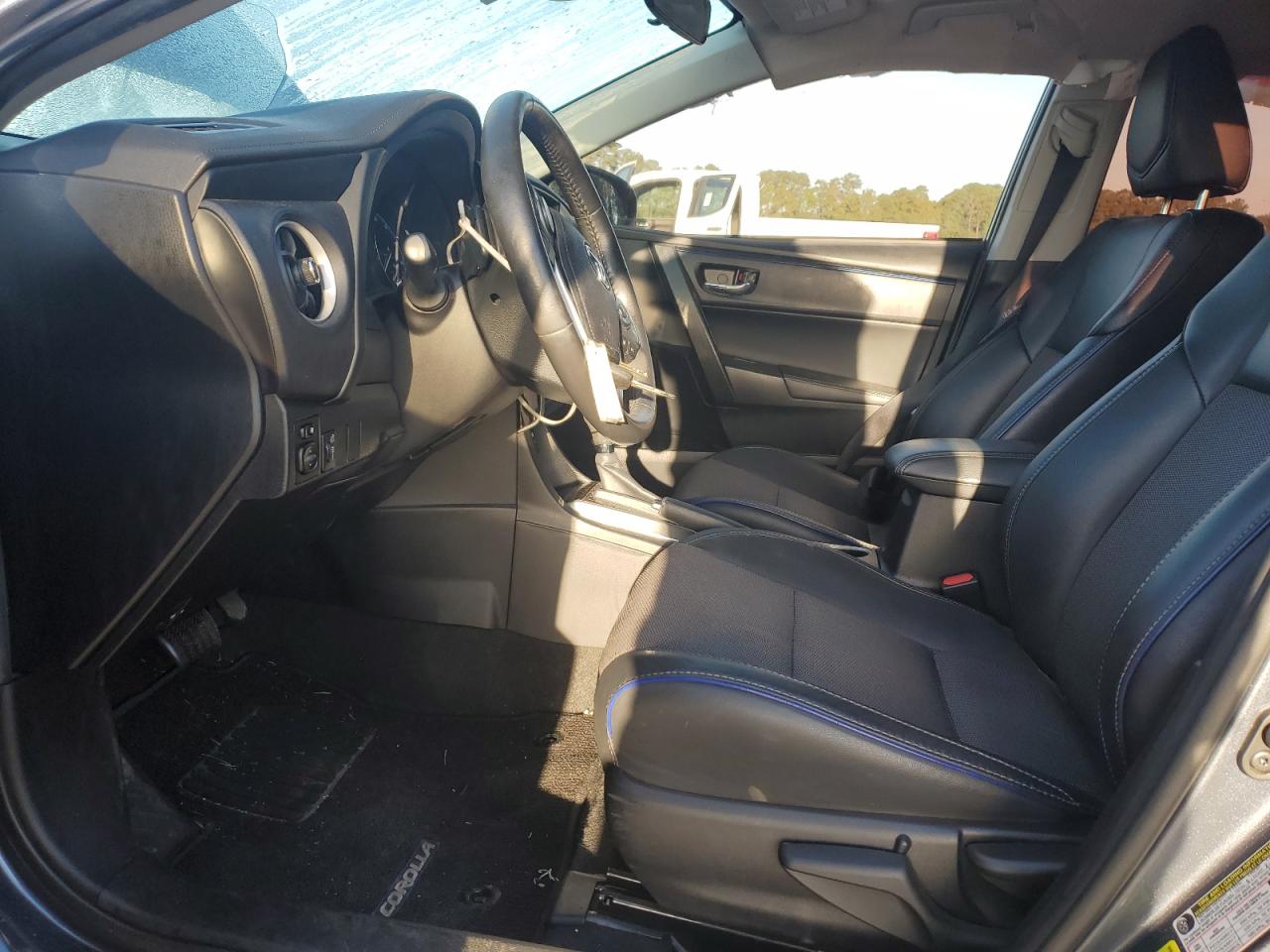 2017 Toyota Corolla L VIN: 2T1BURHE6HC870225 Lot: 84903305