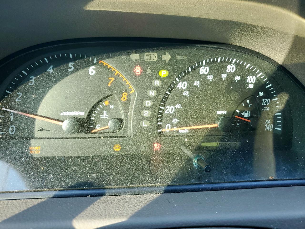 2004 Toyota Camry Le VIN: 4T1BE32K44U303917 Lot: 84217835