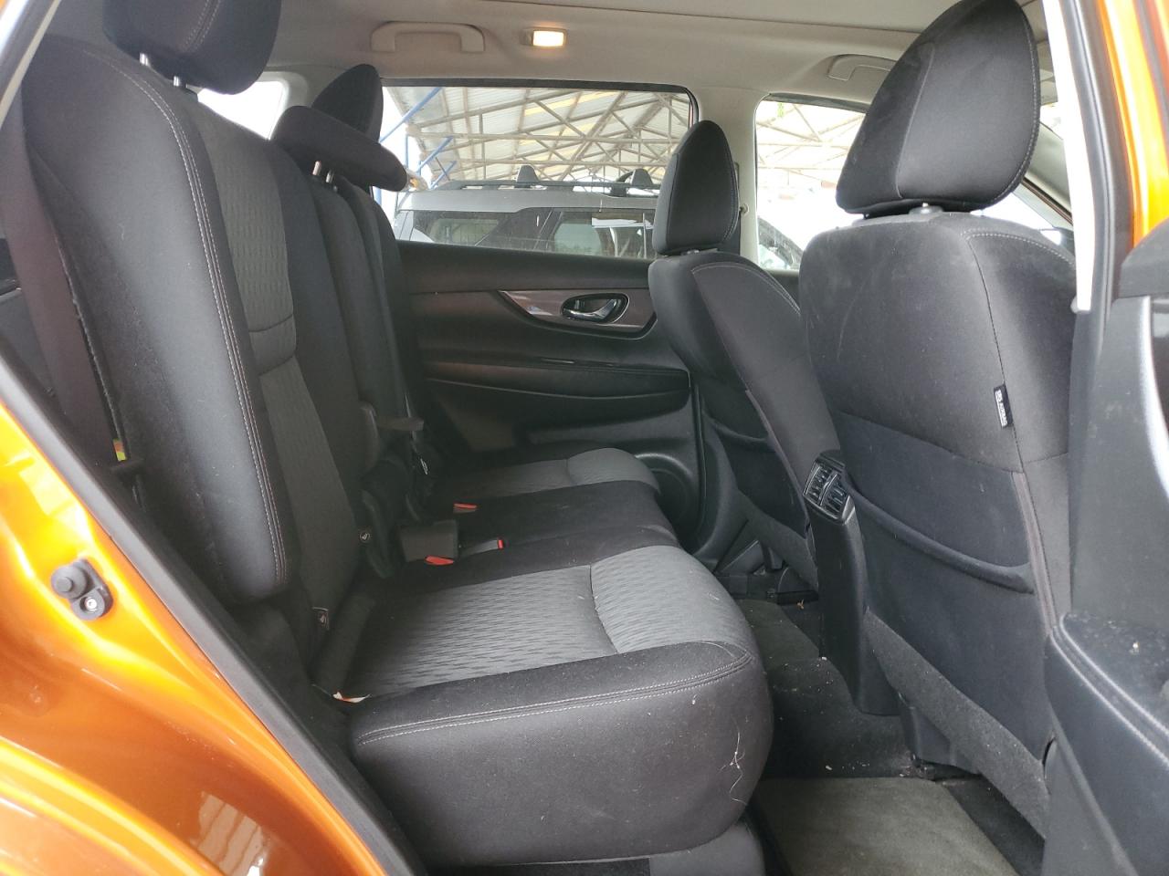 2019 Nissan Rogue S VIN: JN8AT2MV4KW374998 Lot: 85543375