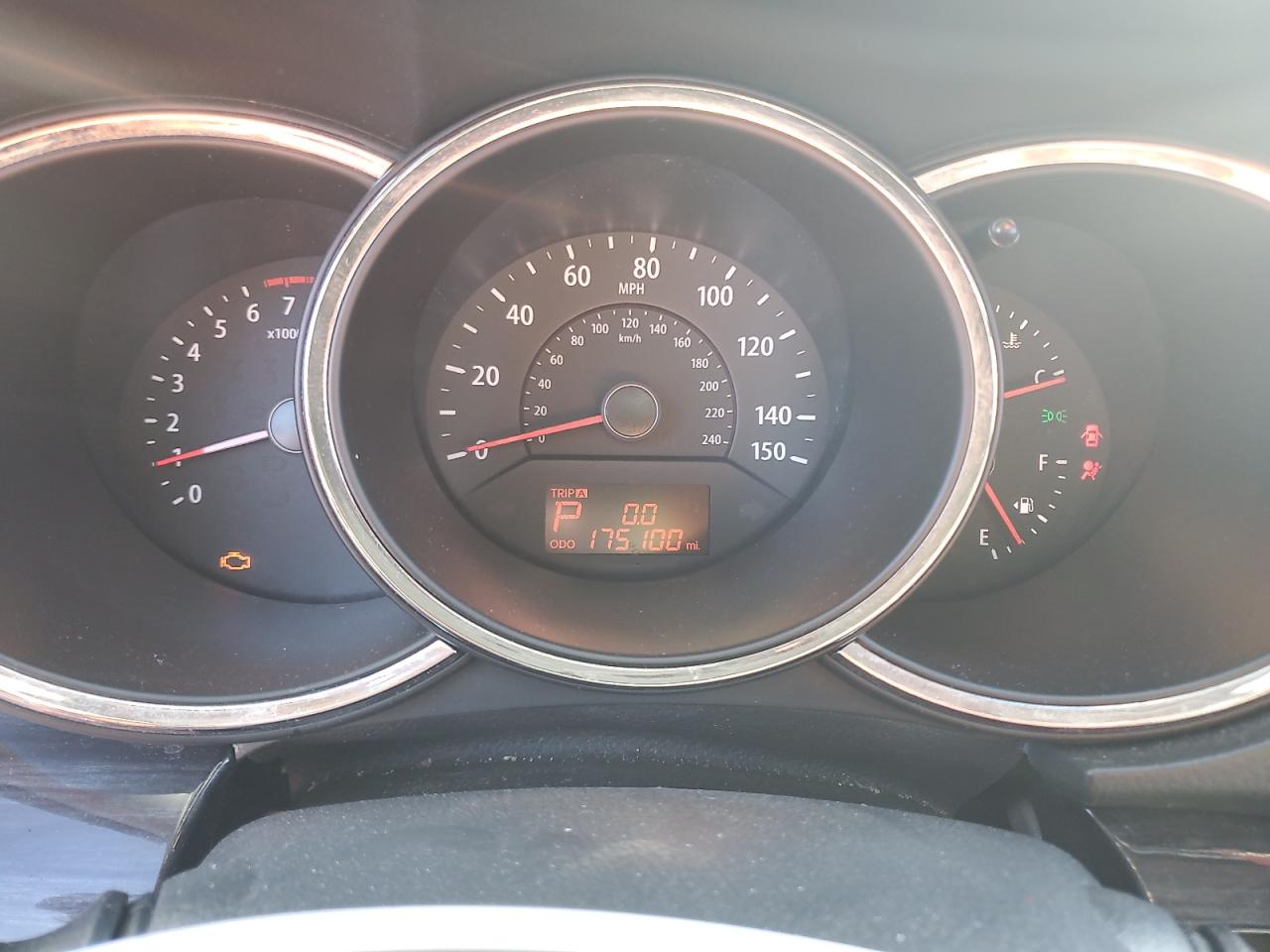 2012 Kia Sorento Base VIN: 5XYKTCA69CG227352 Lot: 71975285