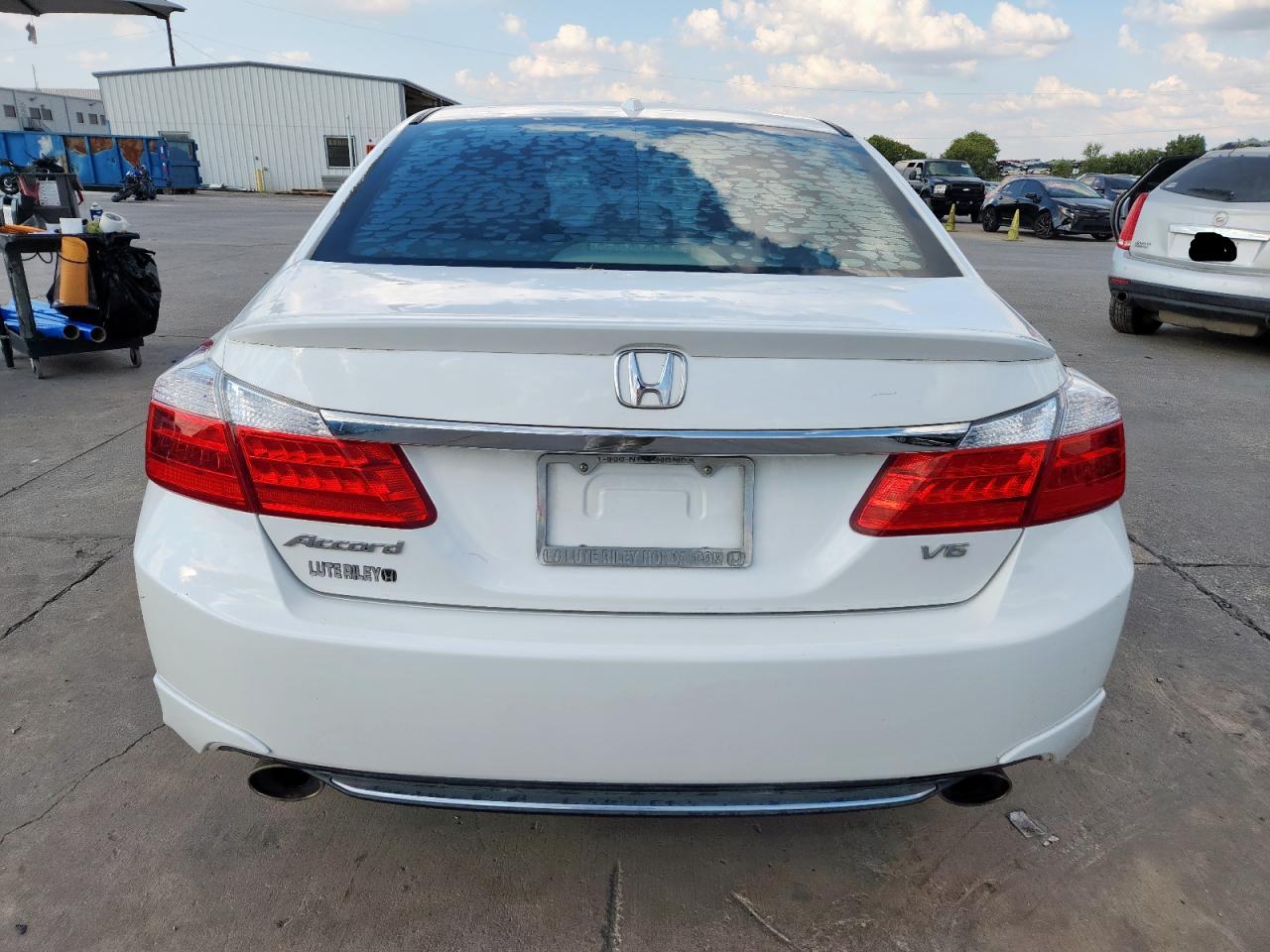 2013 Honda Accord Exl VIN: 1HGCR3F88DA031743 Lot: 85675485