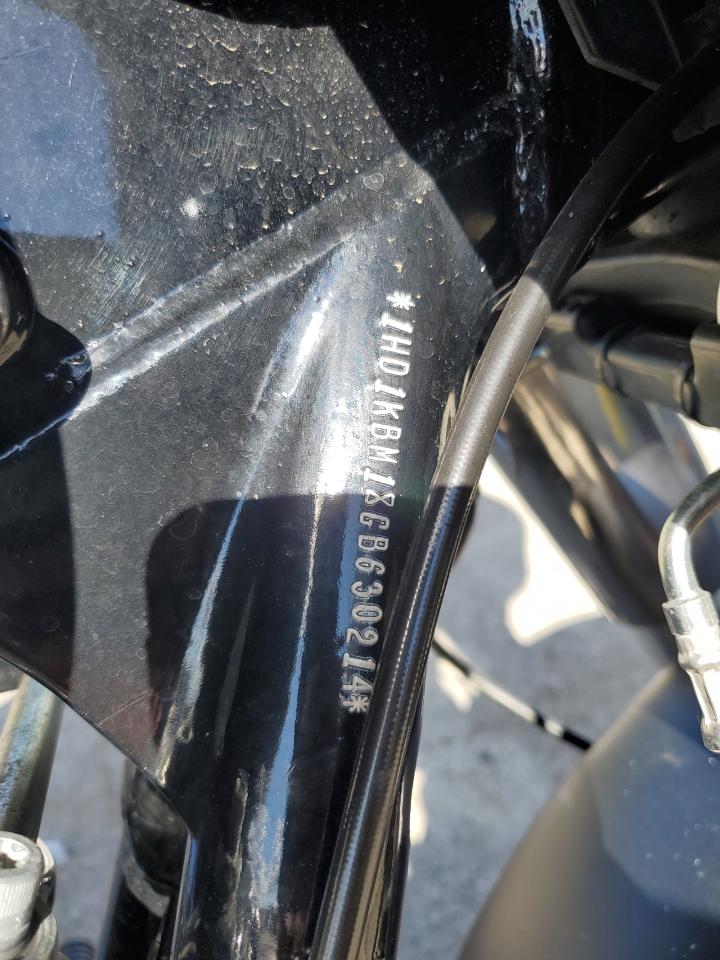 2016 Harley-Davidson Flhx Street Glide VIN: 1HD1KBM18GB630214 Lot: 85924445