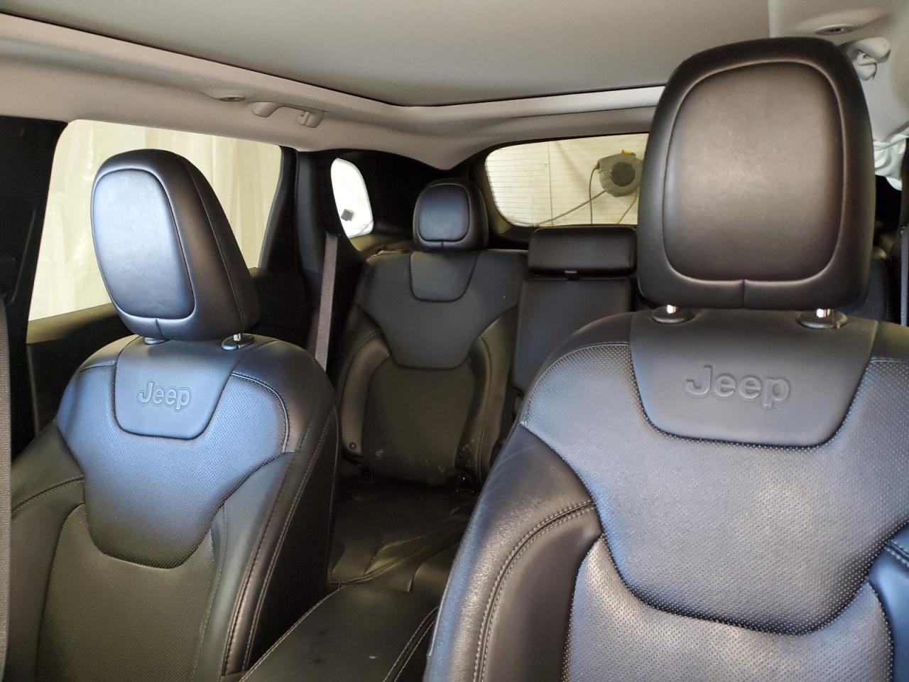 2019 Jeep Cherokee Limited VIN: 1C4PJMDX0KD470504 Lot: 85305235