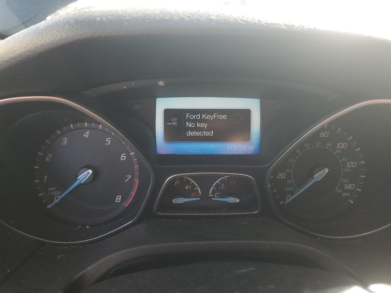 2013 Ford Focus Titanium VIN: 1FADP3J21DL270671 Lot: 86302005