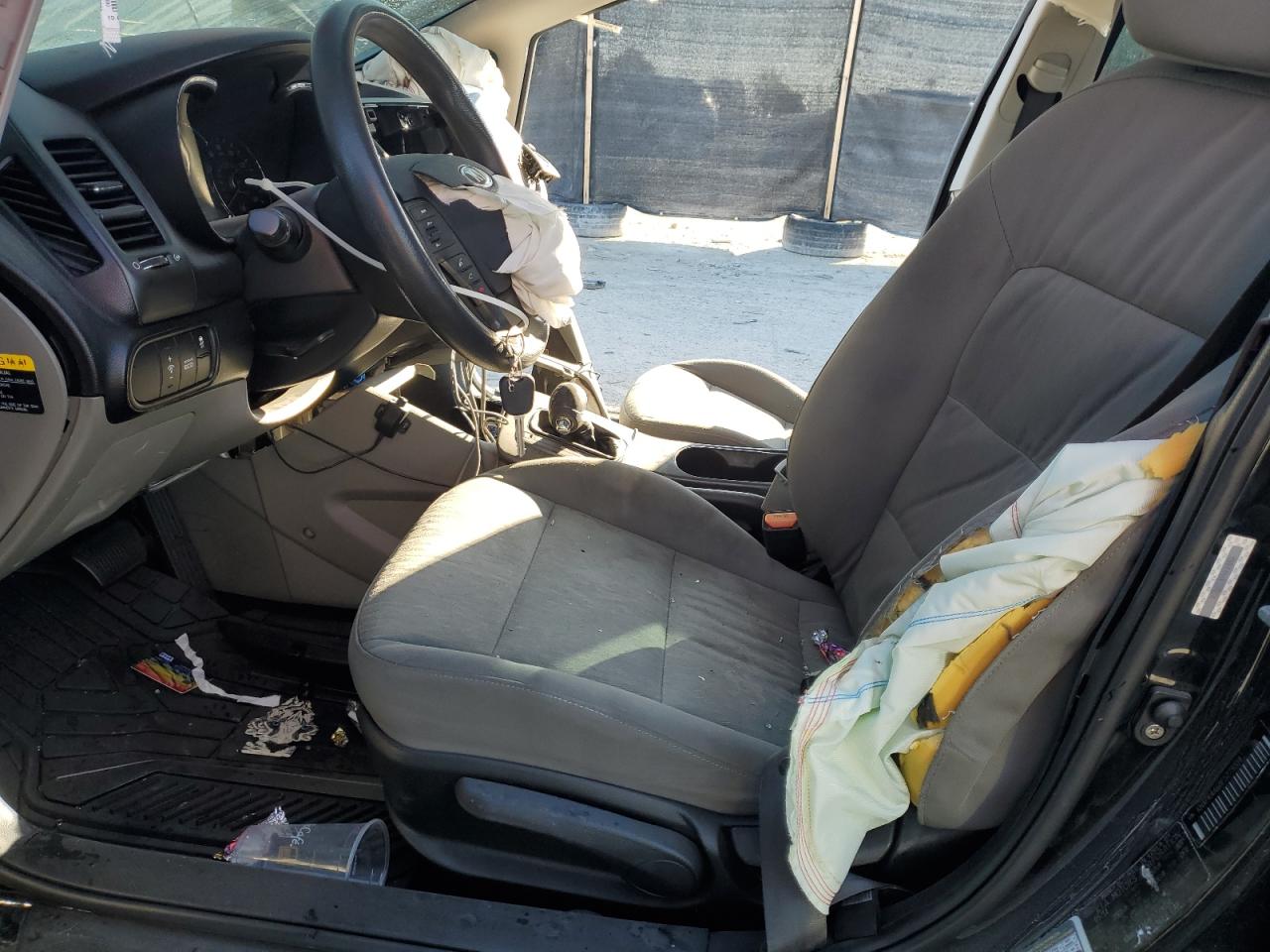 2015 Kia Forte Lx VIN: KNAFK4A68F5279334 Lot: 82225695