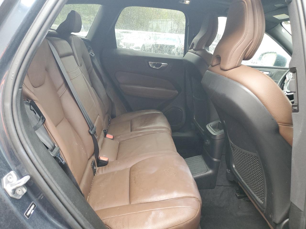 2021 Volvo Xc60 T8 Recharge Inscription Express VIN: YV4BR0DK9M1685641 Lot: 84269215