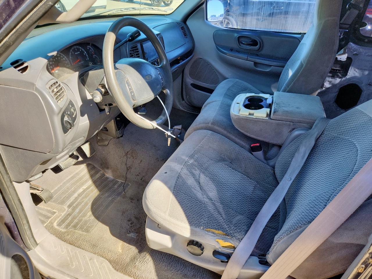 2000 Ford F150 VIN: 1FTRX17W2YNB30508 Lot: 90900165