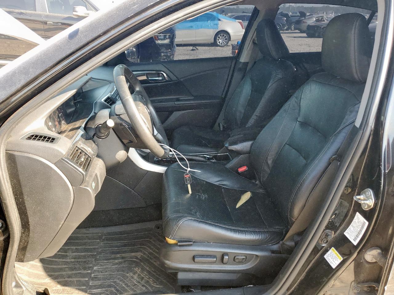 2015 Honda Accord Sport VIN: 1HGCR2F51FA208555 Lot: 81967035