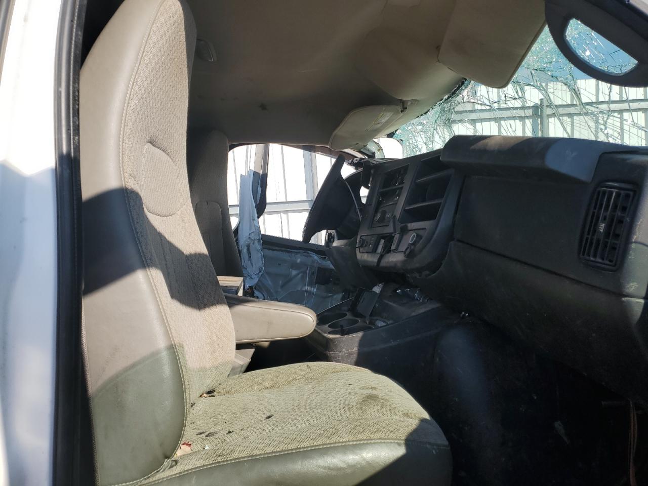 2015 Chevrolet Express 2500 Utility / Service Van VIN: 1GCWGFCF8F1259878 Lot: 85491245