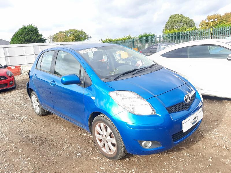 2011 TOYOTA YARIS 1.33 VVT-I T SPIRIT NAV 5DR [6]