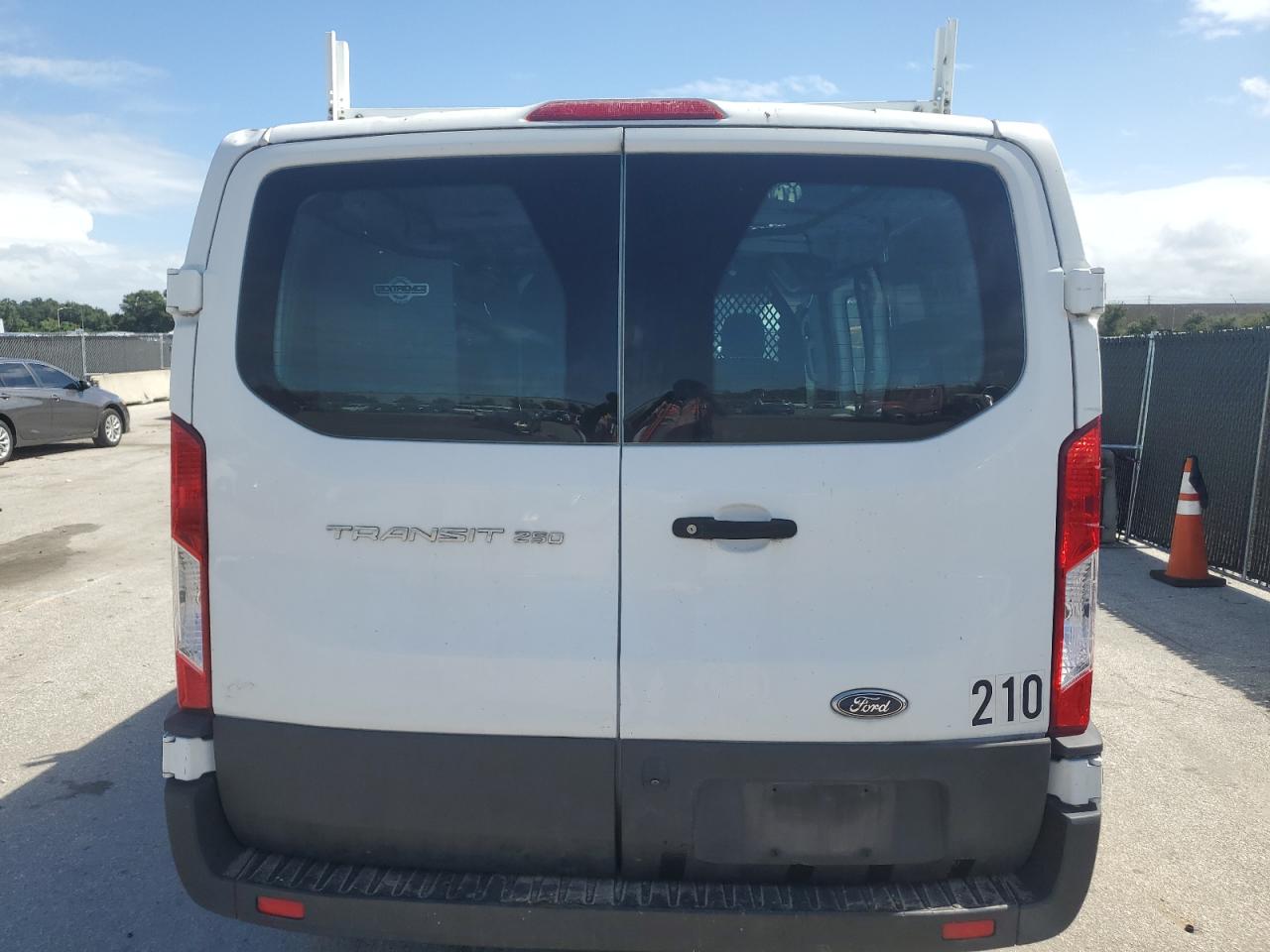 2021 Ford Transit T-250 VIN: 1FTBR1Y87MKA21162 Lot: 85136565