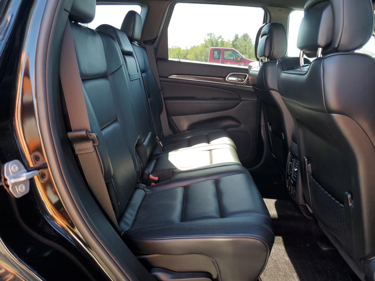 2018 Jeep Grand Cherokee Overland VIN: 1C4RJFCG5JC263987 Lot: 81916125