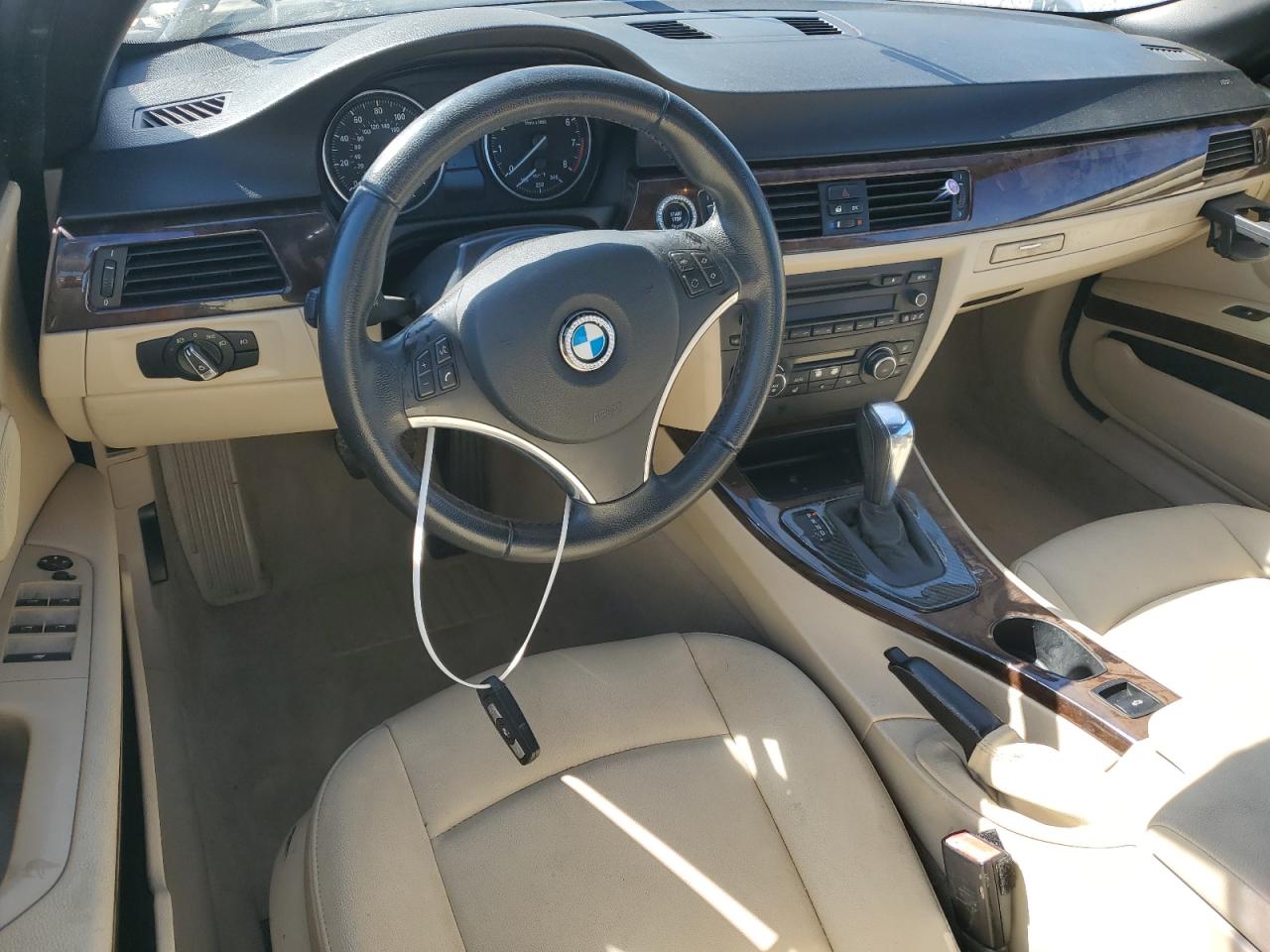 2010 BMW 328 I VIN: WBAWL1C58AP491549 Lot: 85578305