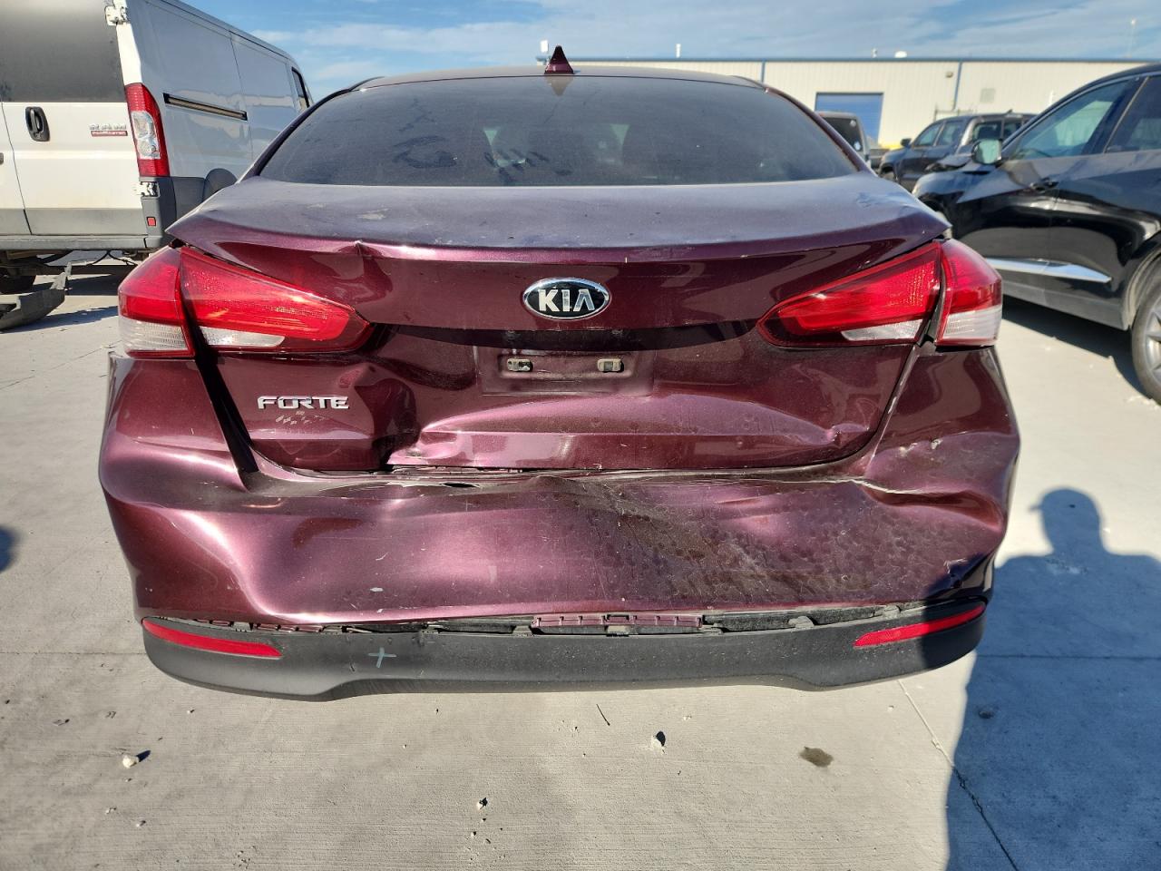 2018 Kia Forte Lx VIN: 3KPFL4A7XJE171237 Lot: 82539475