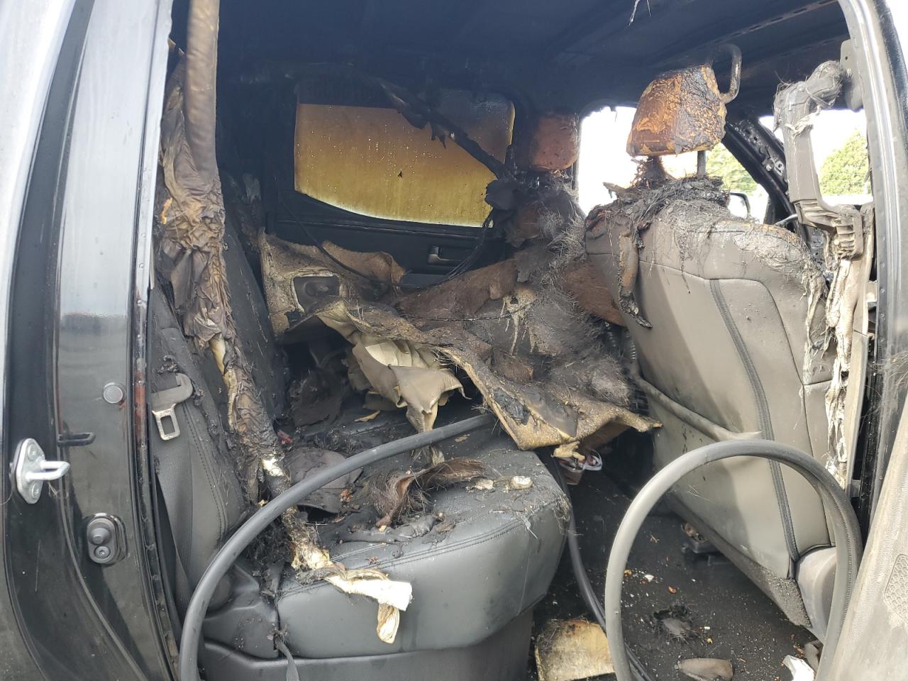 2023 Toyota Tundra Crewmax Limited VIN: 5TFJA5EC3PX013120 Lot: 90675835