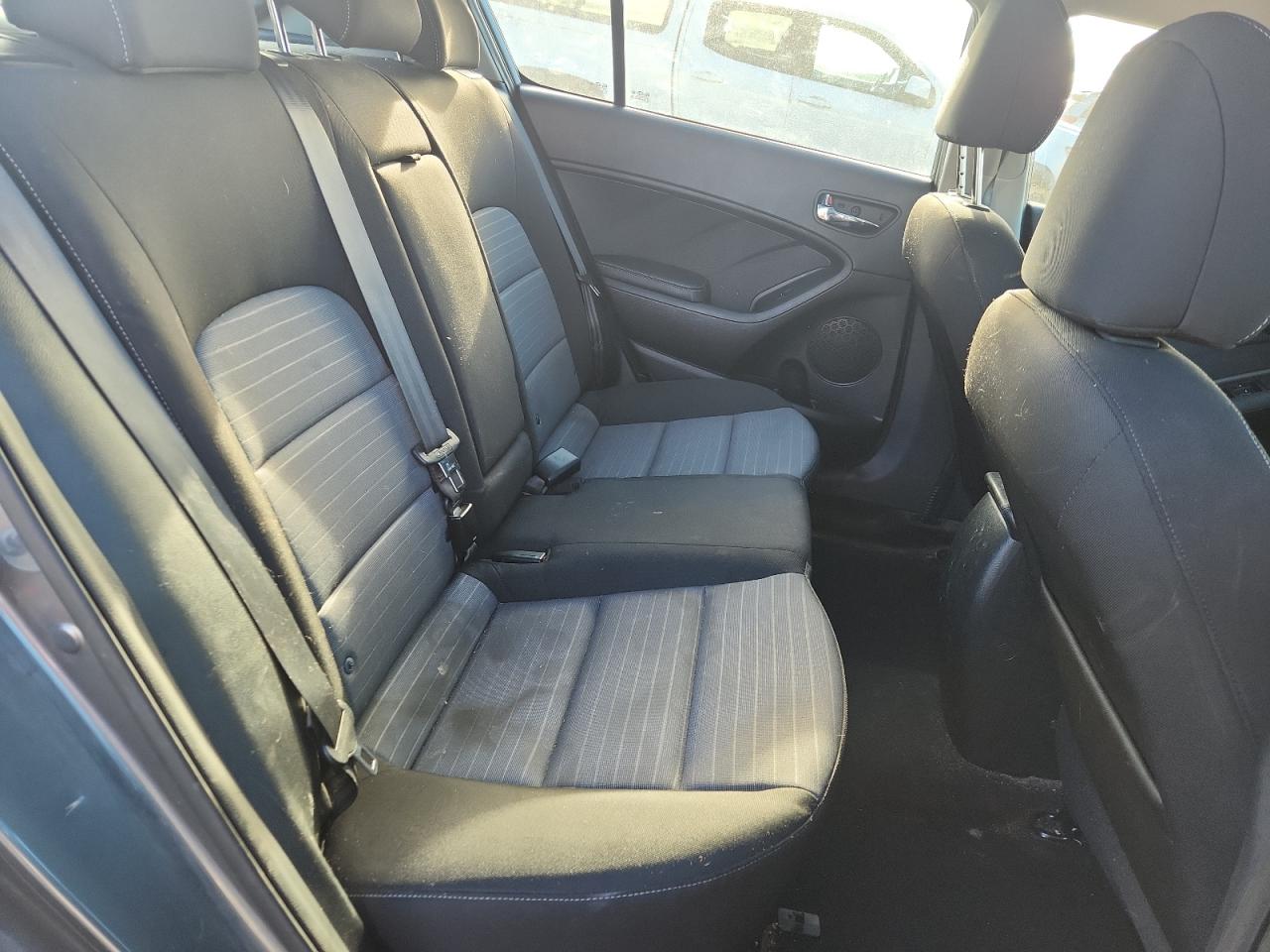 2016 Kia Forte Lx VIN: KNAFK5A85G5606281 Lot: 86167365