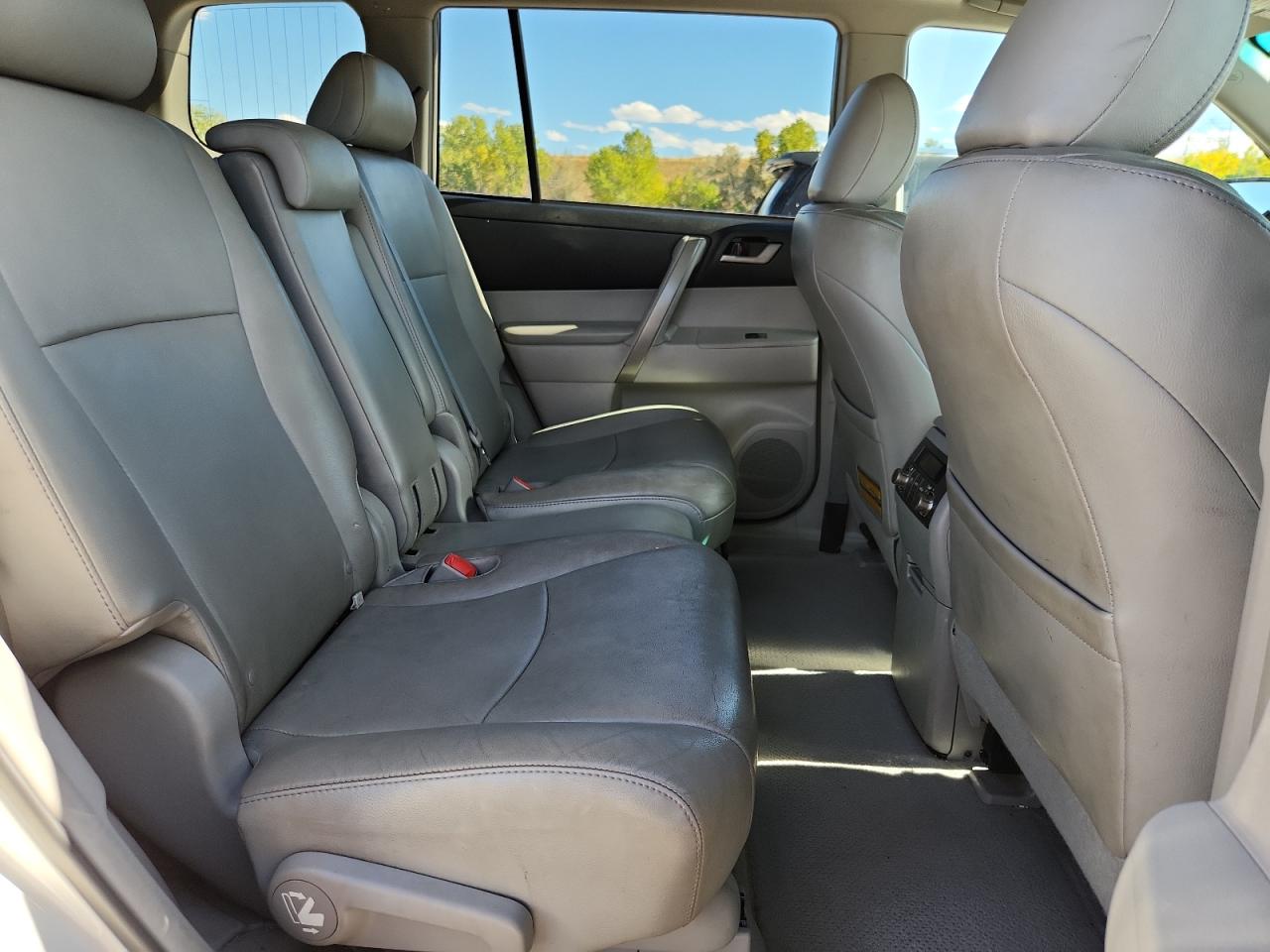 2010 Toyota Highlander Se VIN: 5TDJK3EH3AS013287 Lot: 85171505
