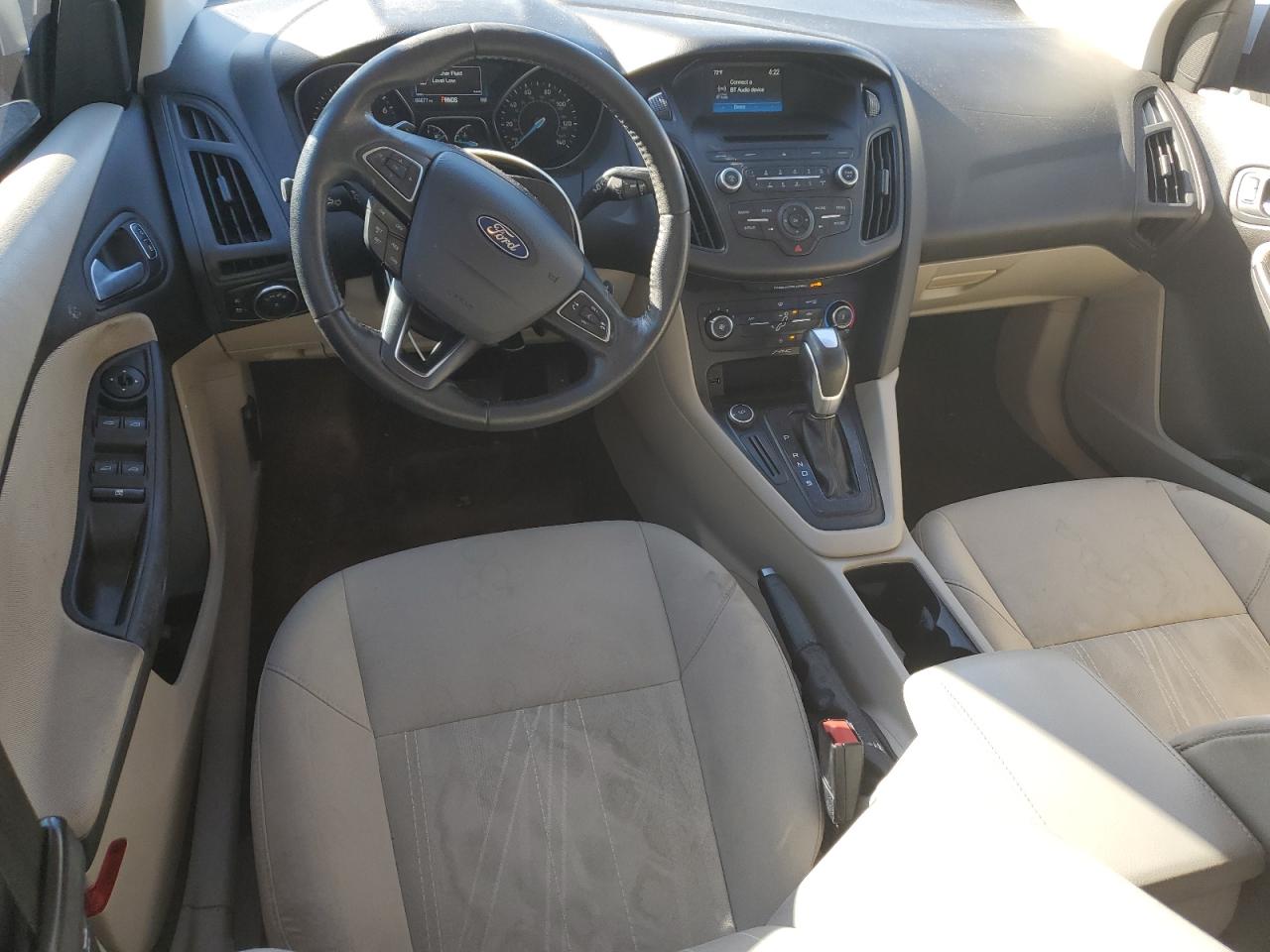 2016 Ford Focus Se VIN: 1FADP3K21GL356453 Lot: 86077405