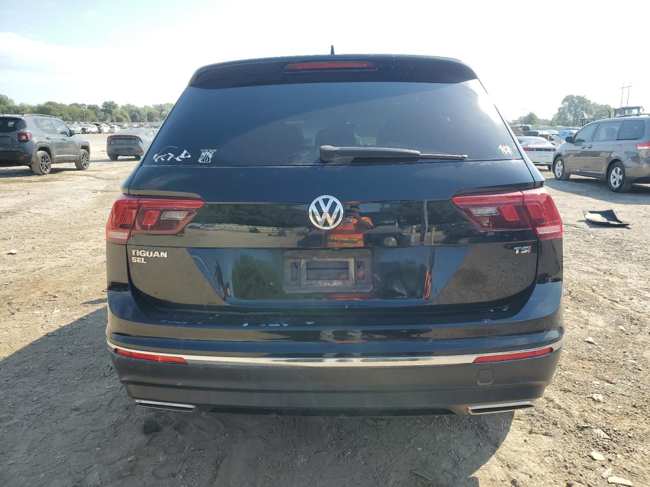 2018 Volkswagen Tiguan Se VIN: 3VV3B7AX5JM071867 Lot: 84943135