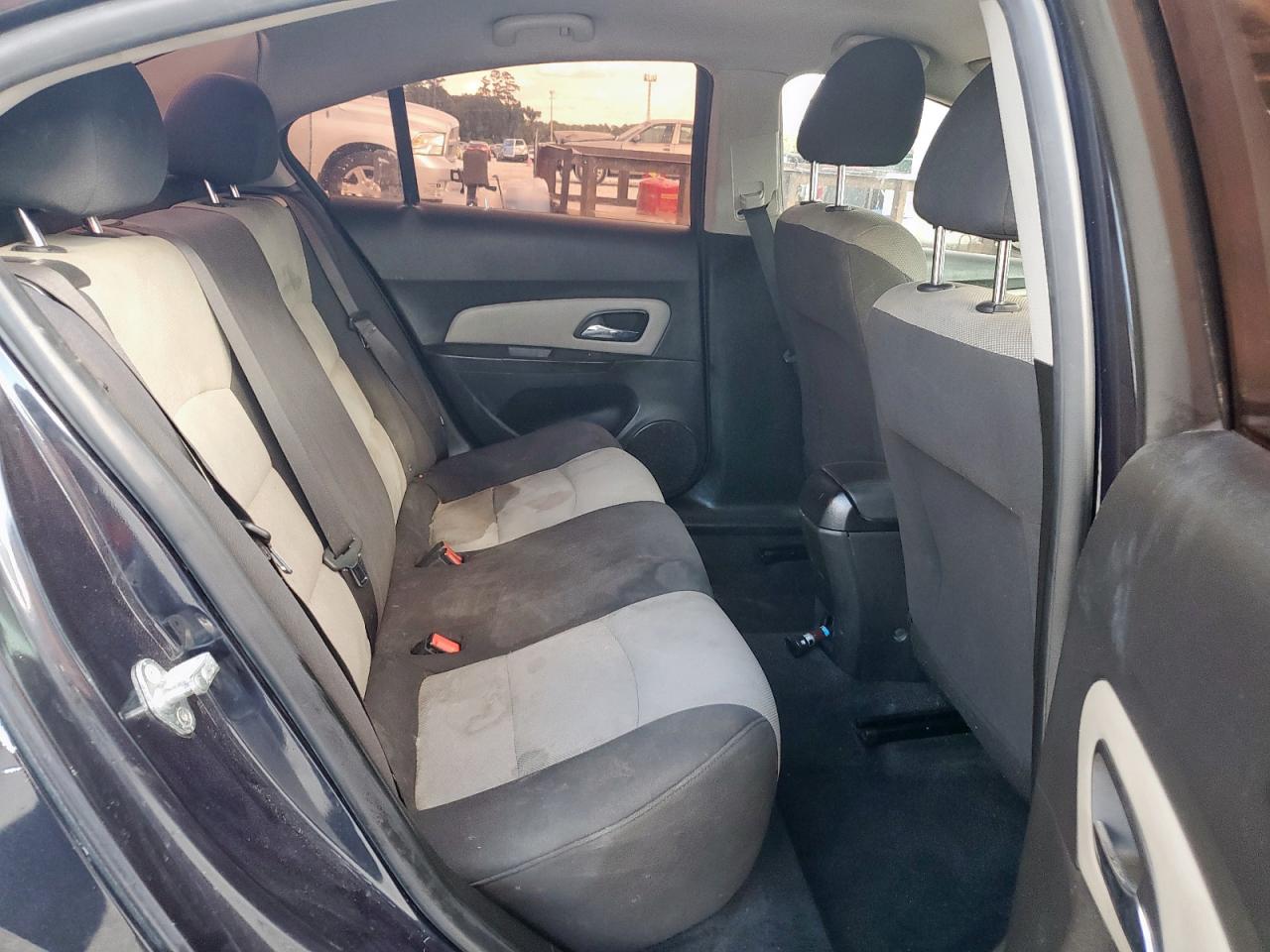 2015 Chevrolet Cruze Ls VIN: 1G1PA5SH8F7295949 Lot: 85583215