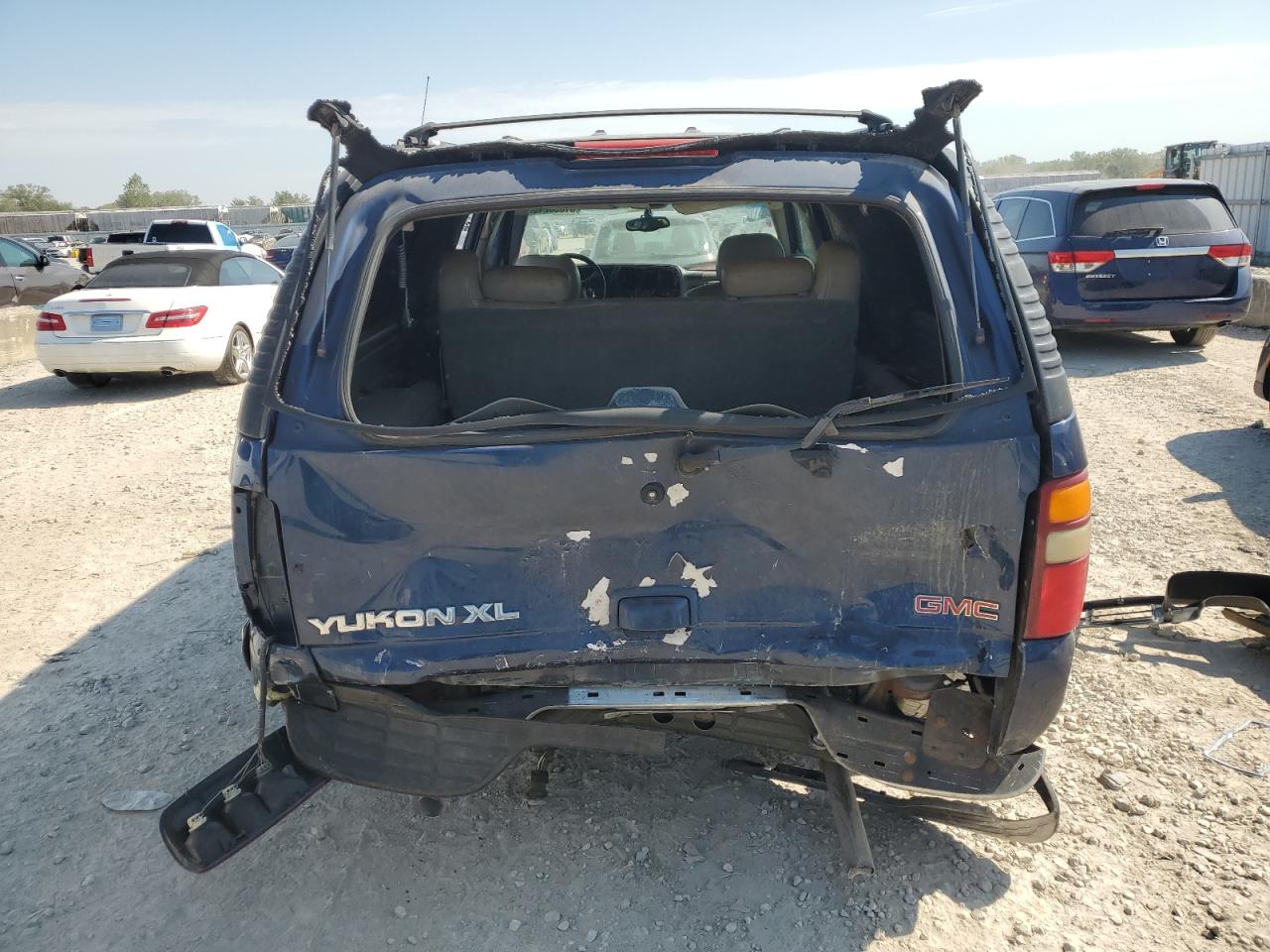 2000 GMC Yukon Xl K1500 VIN: 3GKFK16T3YG159005 Lot: 81383215