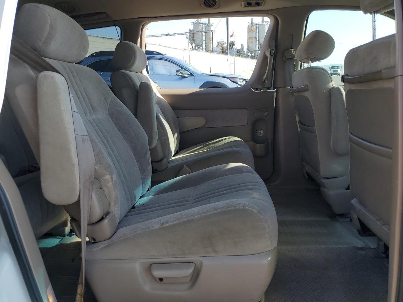 1998 Toyota Sienna Le VIN: 4T3ZF13C7WU010112 Lot: 85591895