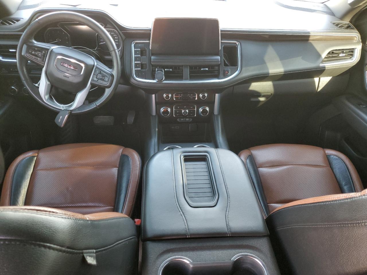 2021 GMC Yukon Xl K1500 Sle VIN: 1GKS2FKT0MR355043 Lot: 81222275