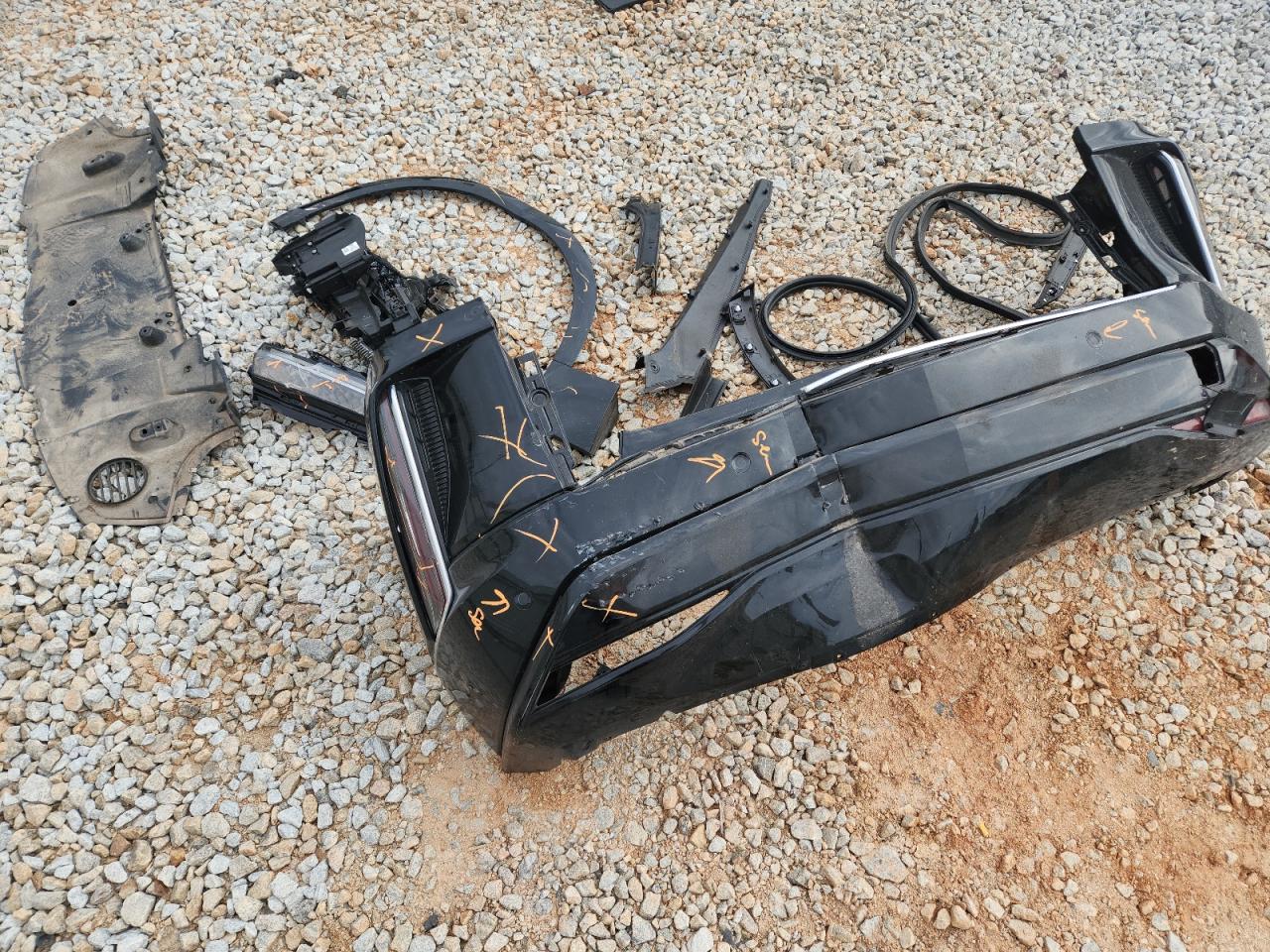 2024 Cadillac Lyriq Luxury VIN: 1GYKPPRK1RZ102881 Lot: 85891965