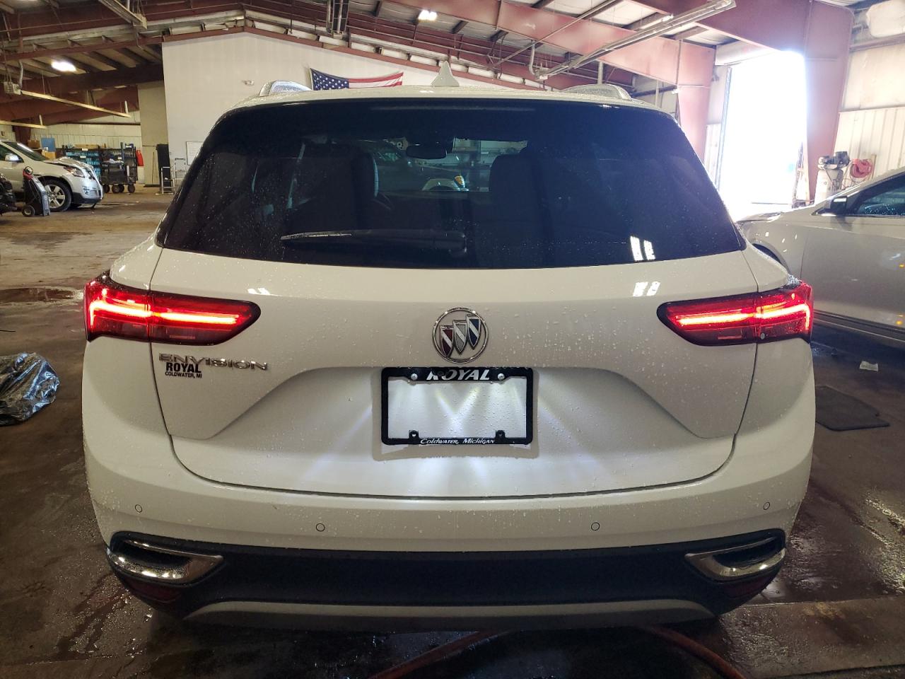 2022 Buick Envision Preferred VIN: LRBAZLR47ND061197 Lot: 86860675