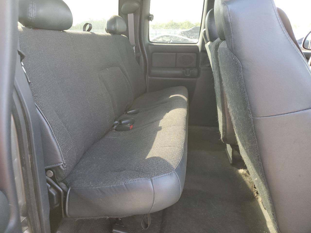 2002 Chevrolet Silverado C1500 VIN: 1GCEC19XX2Z110474 Lot: 82378495