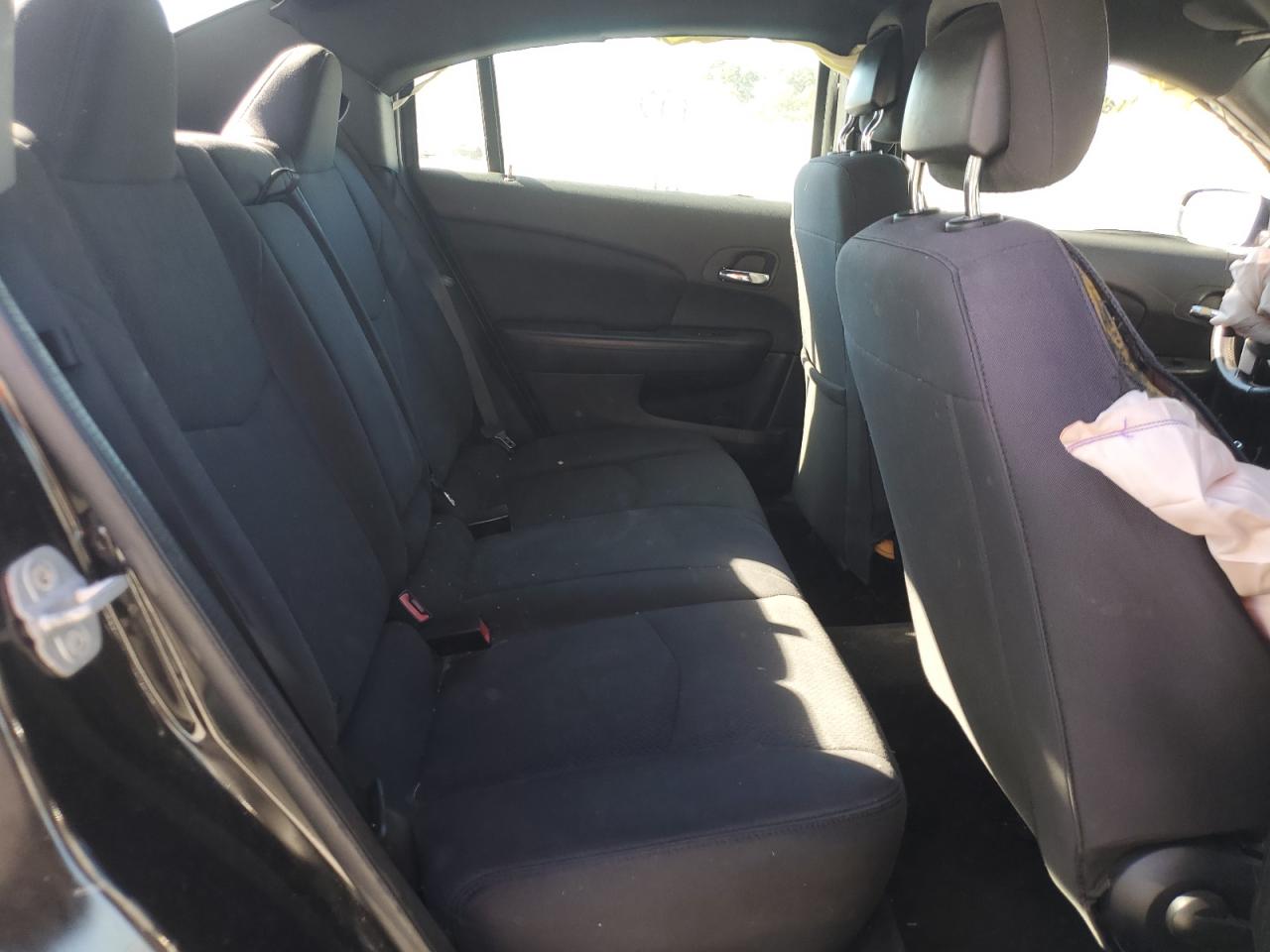 2014 Chrysler 200 Touring VIN: 1C3CCBBG8EN120122 Lot: 82539265