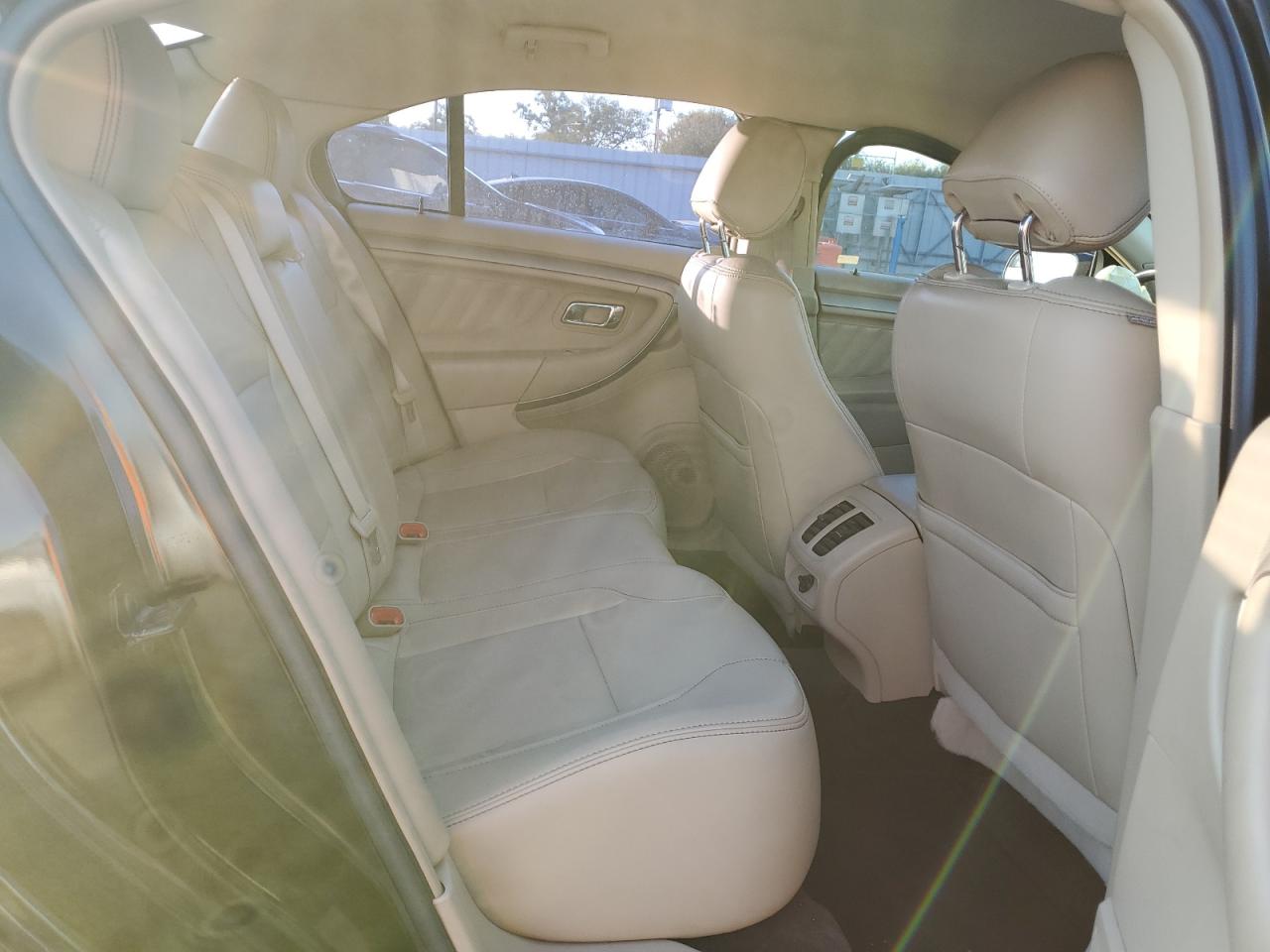 2013 Ford Taurus Sel VIN: 1FAHP2E83DG192719 Lot: 86595145