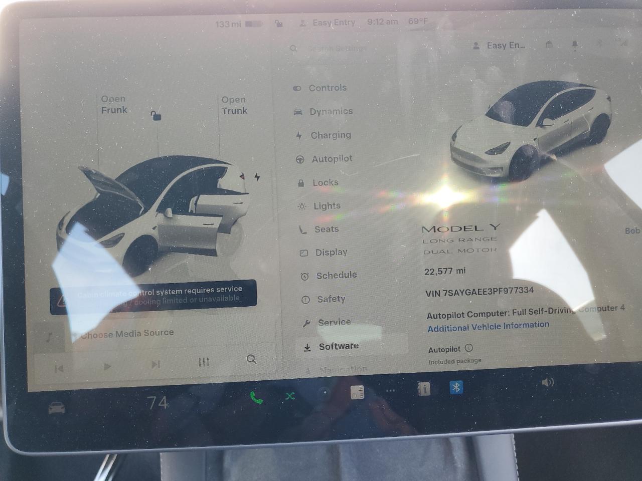 2023 Tesla Model Y VIN: 7SAYGAEE3PF977334 Lot: 90600845